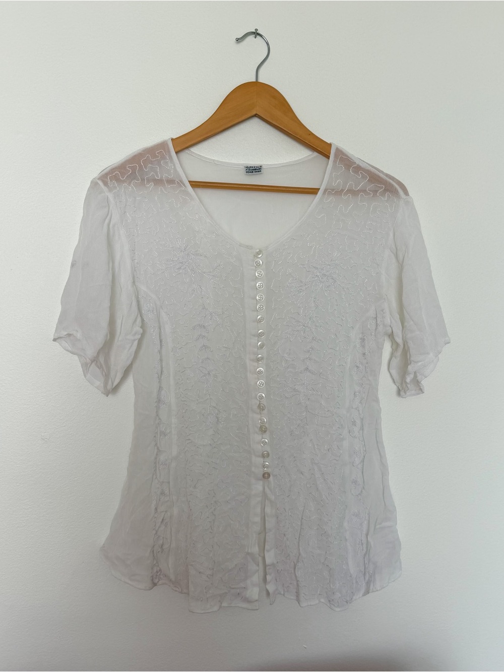 Insane White Vintage Short Sleeve  Button Down With Embroidered Details